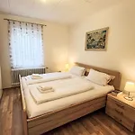 Vakantiehuis Zum Munteren Eichhoernchen By Interhome *